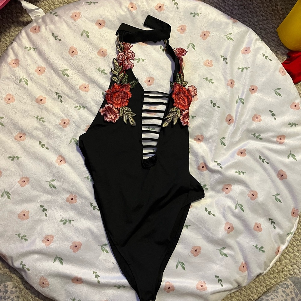 Black bodysuit xl